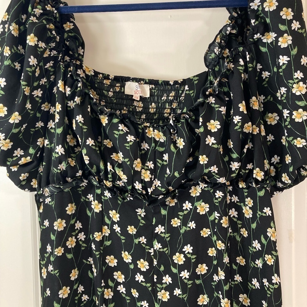 Girl Soul black and daisy empire waist maxi dress w/ smocked back & puff sleeves - Picture 3 of 8